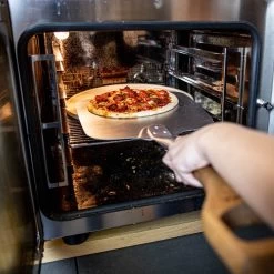 Boska Pizzasteen Deluxe - Voor Oven & BBQ - Knapperige Pizza's - Ø 29.5 Cm - BBQ Accessoires -Keukengrill Winkel 1200x1200 398