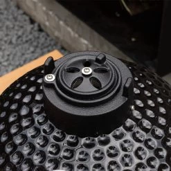 BluMill Kamado BBQ Egg - Kamado 13 Inch - Incl. Vlees Thermometer - Houtskoolbarbecues - Zwart - Ø 27cm -Keukengrill Winkel 1200x1200 540