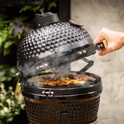 BluMill Kamado BBQ Egg - Kamado 13 Inch - Incl. Vlees Thermometer - Houtskoolbarbecues - Zwart - Ø 27cm -Keukengrill Winkel 1200x1200 541