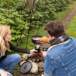 Esschert Design - Driepoot Met Ketting - Haardvuur Accessoires - Staal - Zwart 31 Esschert Design - Driepoot Met Ketting - Haardvuur Accessoires - Staal - Zwart -Keukengrill Winkel 1200x1200 566