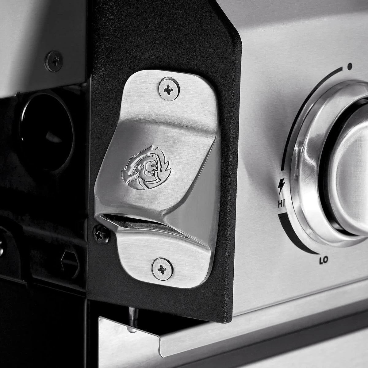 Burnhard Gas BBQ FRED JR. Deluxe - 2 Branders - Incl. Keramische Infraroodbrander & Afdekhoes - Deluxe 6 Burnhard Gas BBQ FRED JR. Deluxe - 2 Branders - Incl. Keramische Infraroodbrander & Afdekhoes - Deluxe - Afbeelding 6