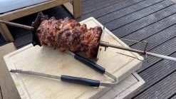 BBQ Rotisserie Kebab Spiezen Set (universele Set Geschikt Voor De Meeste Rotisseries / BBQ Spitten) -Keukengrill Winkel 1200x675 1