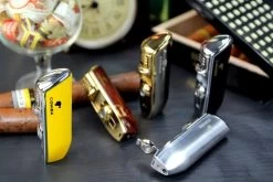 Cohiba® Sigarenaansteker - Sigarenboor - Sigaren - Sigaar - Cohiba Aansteker - Sigarenboor - Sigaren Accessoires - Sigarenknipper - Sigaar Aansteker - Cohiba - Incl. Luxe Geschenkdoos - Rood -Keukengrill Winkel 1200x800 4