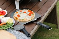 Bighorn Pizzaschep Voor BBQ En Oven-Inklapbare Handgreep -Pizzasnijder- Edelstaal -geschikt Als Broodschep En Ovenschep - SRPT01 -Keukengrill Winkel 1200x800 9