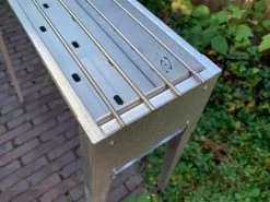 Spiedini Saté-bbq Bali 80 - Saté Houtskoolbarbecue Met Horizontaal Rooster - 80 Cm Lang, 11 Cm Breed - Materiaal: Gealuminiseerd Ijzer 24 Spiedini Saté-bbq Bali 80 - Saté Houtskoolbarbecue Met Horizontaal Rooster - 80 Cm Lang, 11 Cm Breed - Materiaal: Gealuminiseerd Ijzer -Keukengrill Winkel 1200x899 12