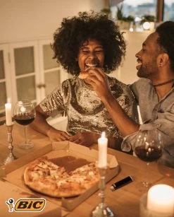 BIC J26 Maxi Vuursteen Flint Aanstekers - Diverse Kleuren - Pak Van 5 Gasaanstekers - Kindveilig -Keukengrill Winkel 966x1200 1